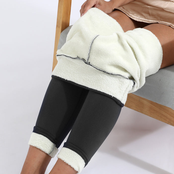 Ocieplane legginsy damskie – grube, mocno elastyczne i modelujące