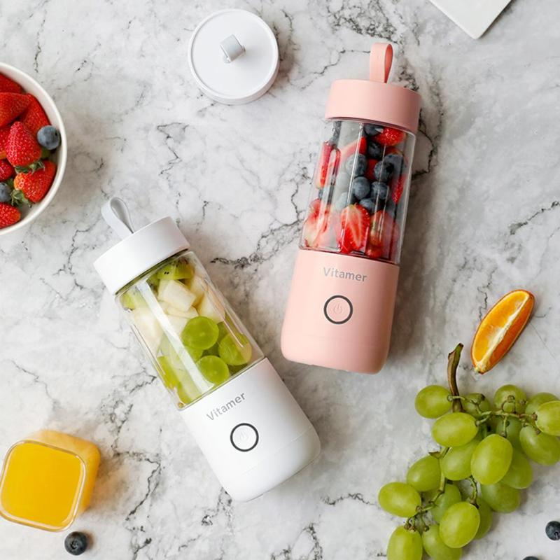 Różowy przenośny blender butelka z owocami