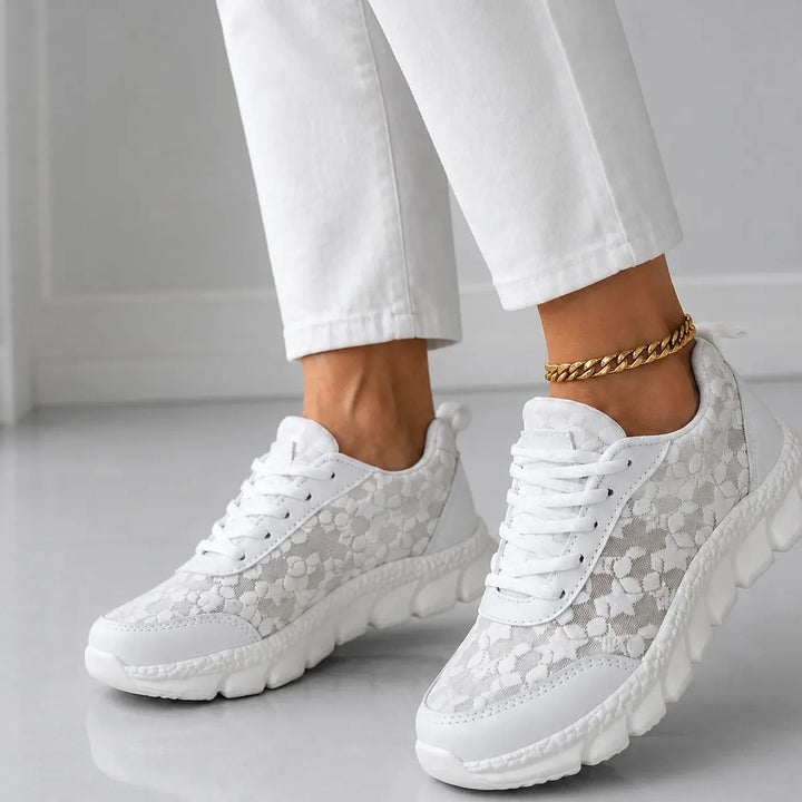 Stelline – Sneakers na platformie z siateczki w gwiazdki dla kobiet, oddychające białe