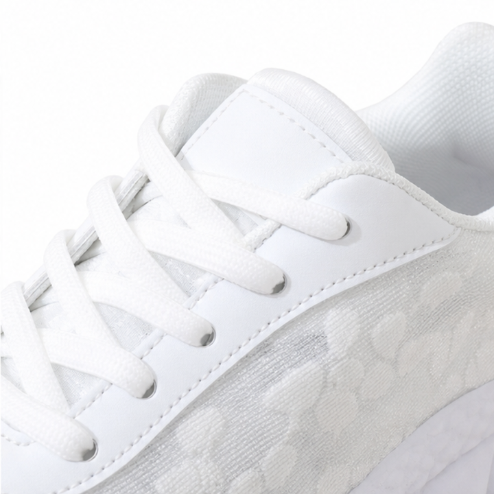 Stelline – Sneakers na platformie z siateczki w gwiazdki dla kobiet, oddychające białe
