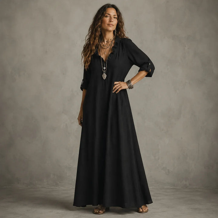 Soléra – Boho Sukienka Maxi z Falbanami i Dekoltem w Serek z Rękawami na Zwijanie