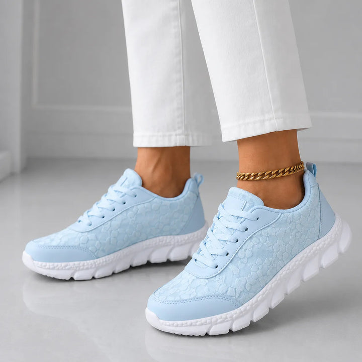 Stelline – Sneakers na platformie z siateczki w gwiazdki dla kobiet, oddychające białe