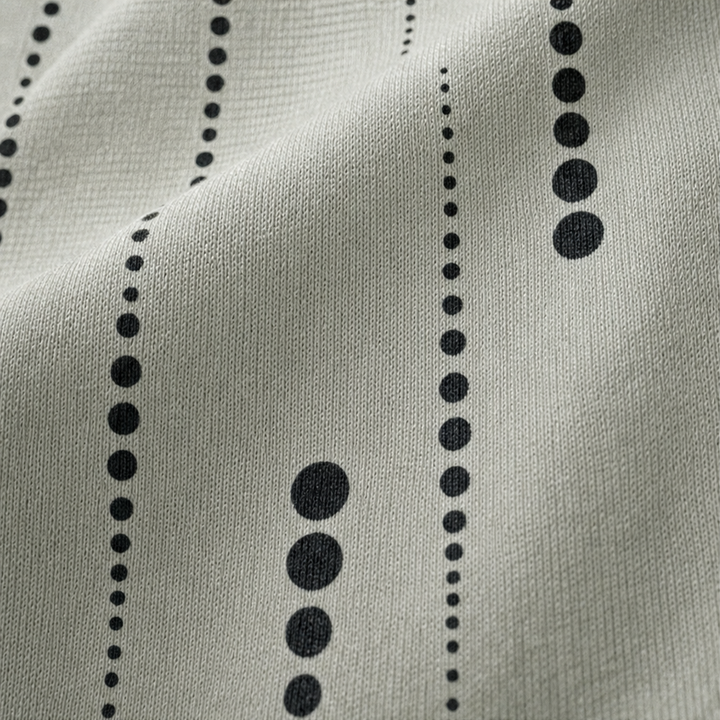 Dotwell – Sweter z Dotted Stand-Collar i guzikiem