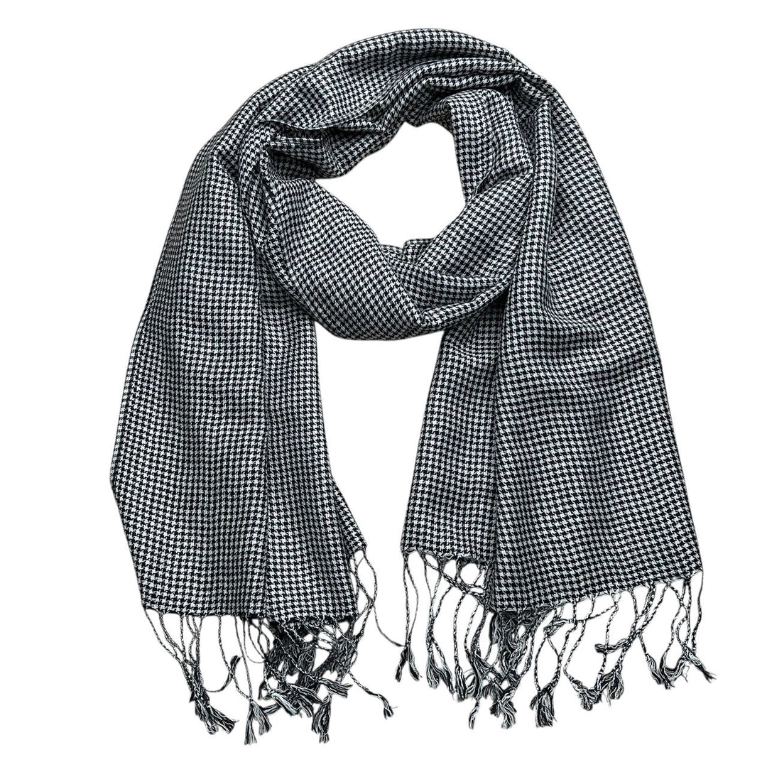Szalik żakardowy w czarno-biały wzór, 178 x 53 cm, akryl, unisex