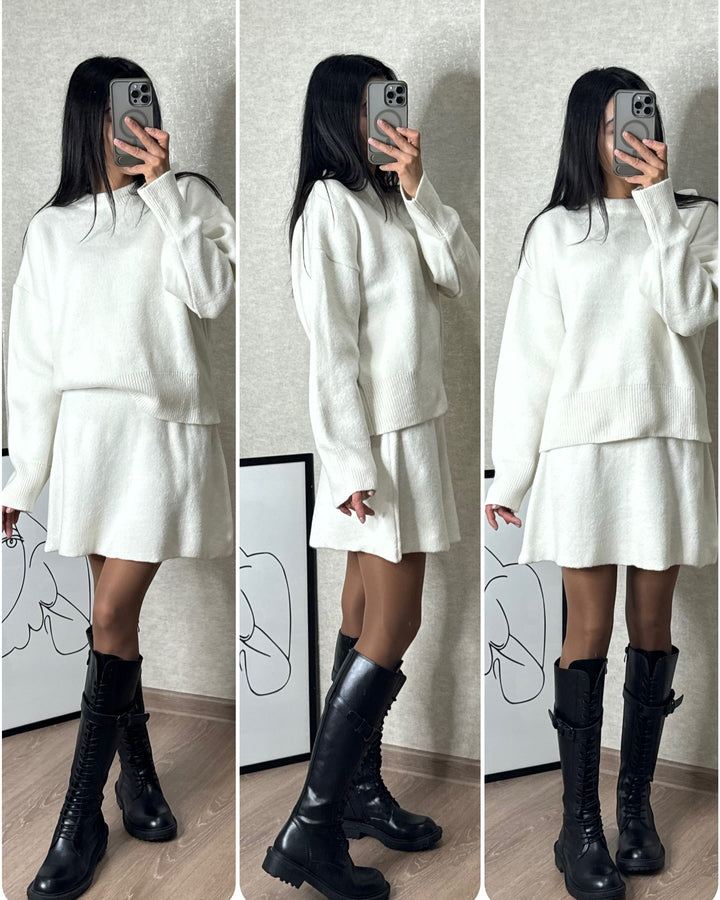 Komplet damski: sweter i rozkloszowana spódnica mini