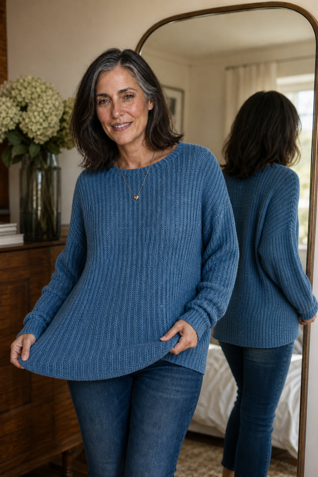 Overhang – Sweter z odsłoniętymi szwami w rozmiarze oversize z okrągłym dekoltem
