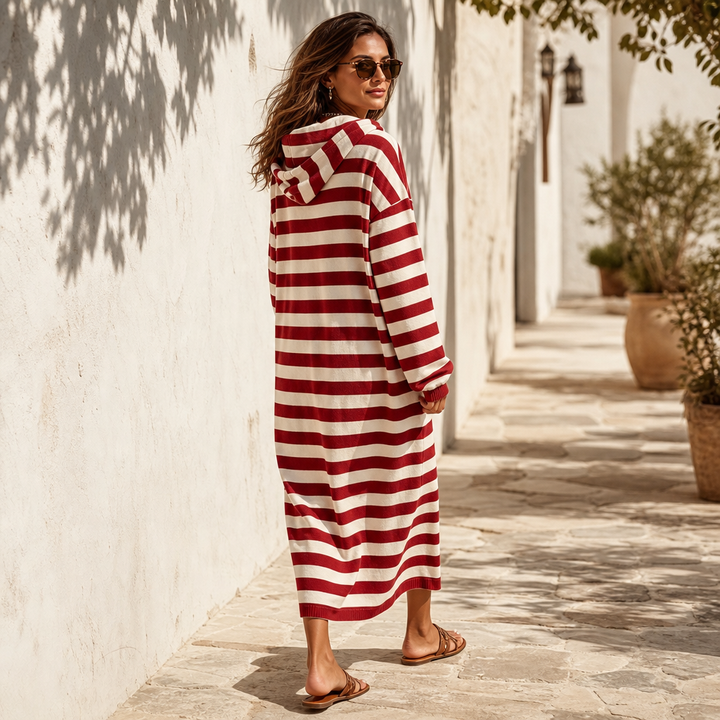 Wearbella – Pasiasta Sukienka Maxi z Kapturem