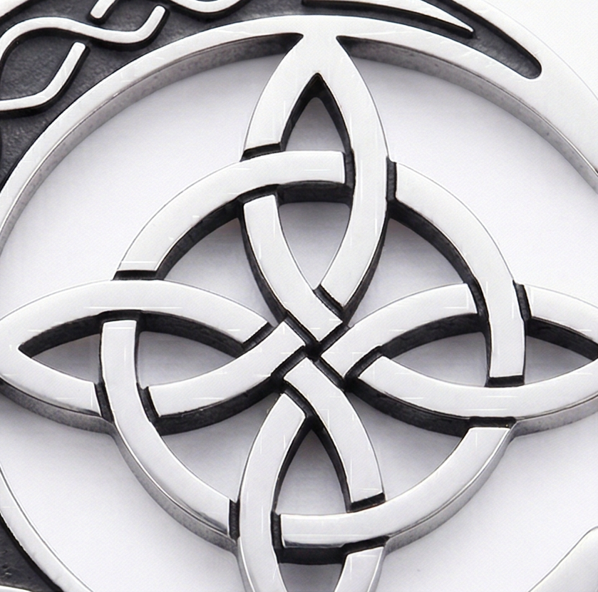 Lunara – Celticki Wisior Księżyca i Węzła