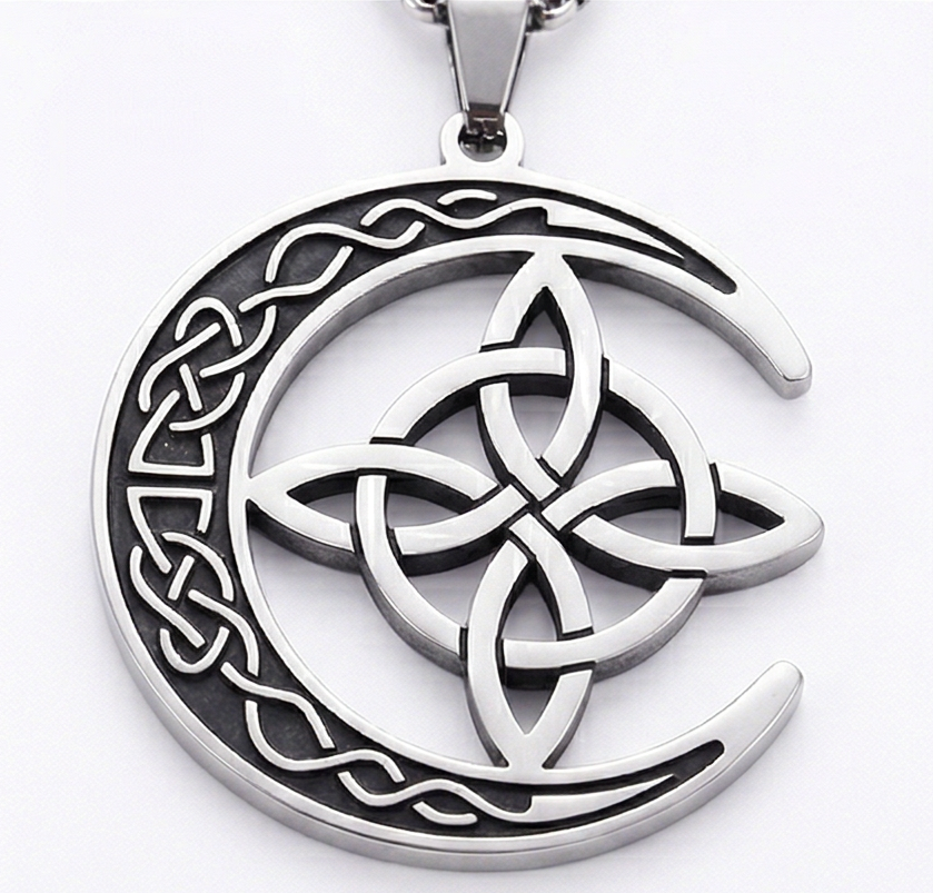 Lunara – Celticki Wisior Księżyca i Węzła