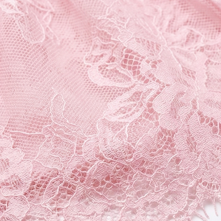 Rosalure – Zestaw babydoll z koronką i pończochami z pasem