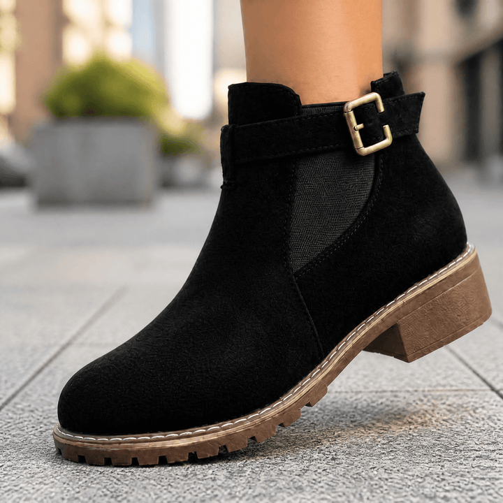 Solace – Niskie botki na obcasie typu slip-on dla kobiet