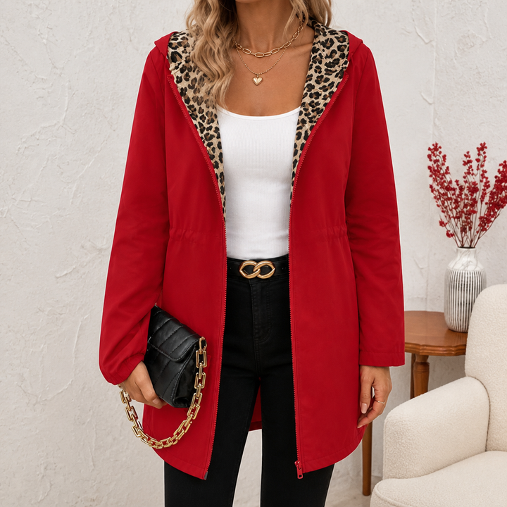 Wearbella – Odwracalny płaszcz z nadrukiem w panterkę