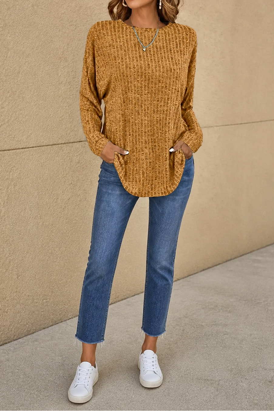 Overhang – Sweter z odsłoniętymi szwami w rozmiarze oversize z okrągłym dekoltem